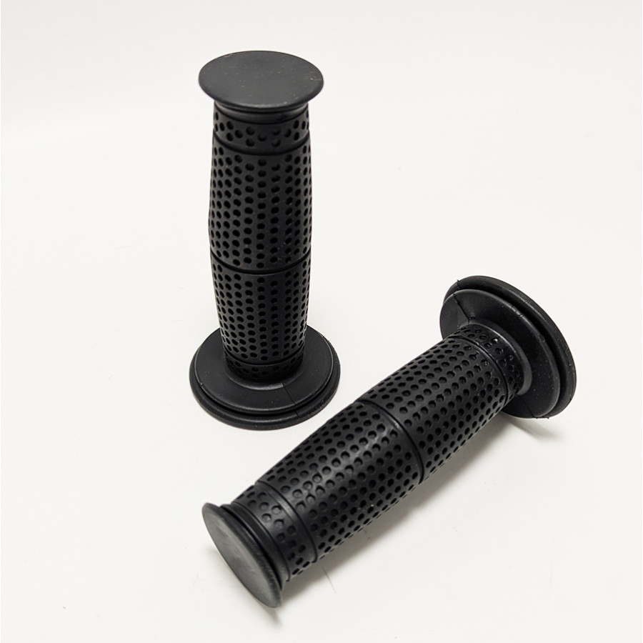 Handlebar grips motorcycle scooter black handlebar cover